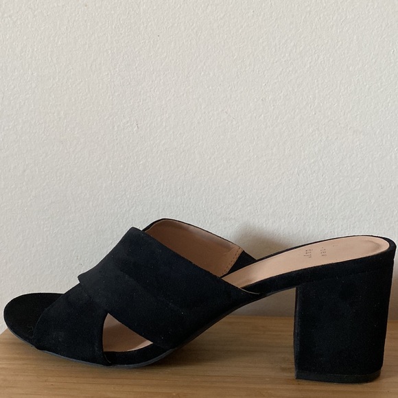 A New Day Black Mules, Size 9 - Picture 3 of 6